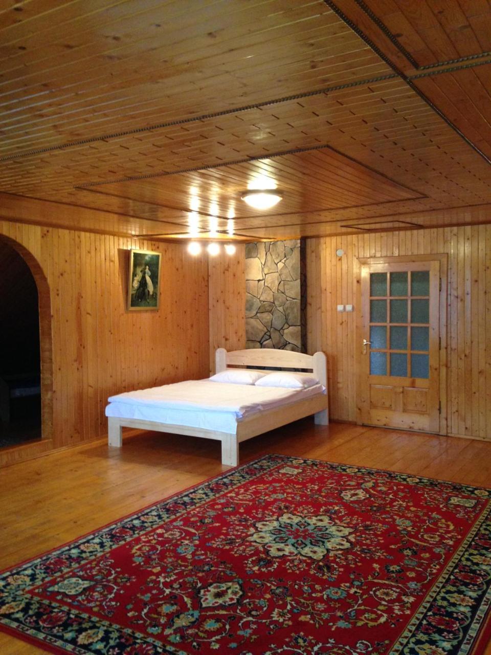Hotel Usadba Tatarchik Tatariv Esterno foto